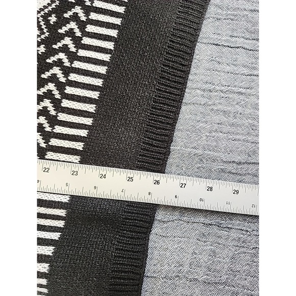 Ann Taylor Poncho Sweater Size XS/S Fair Isle White /Black Knit NWT $119 - Picture 8 of 8